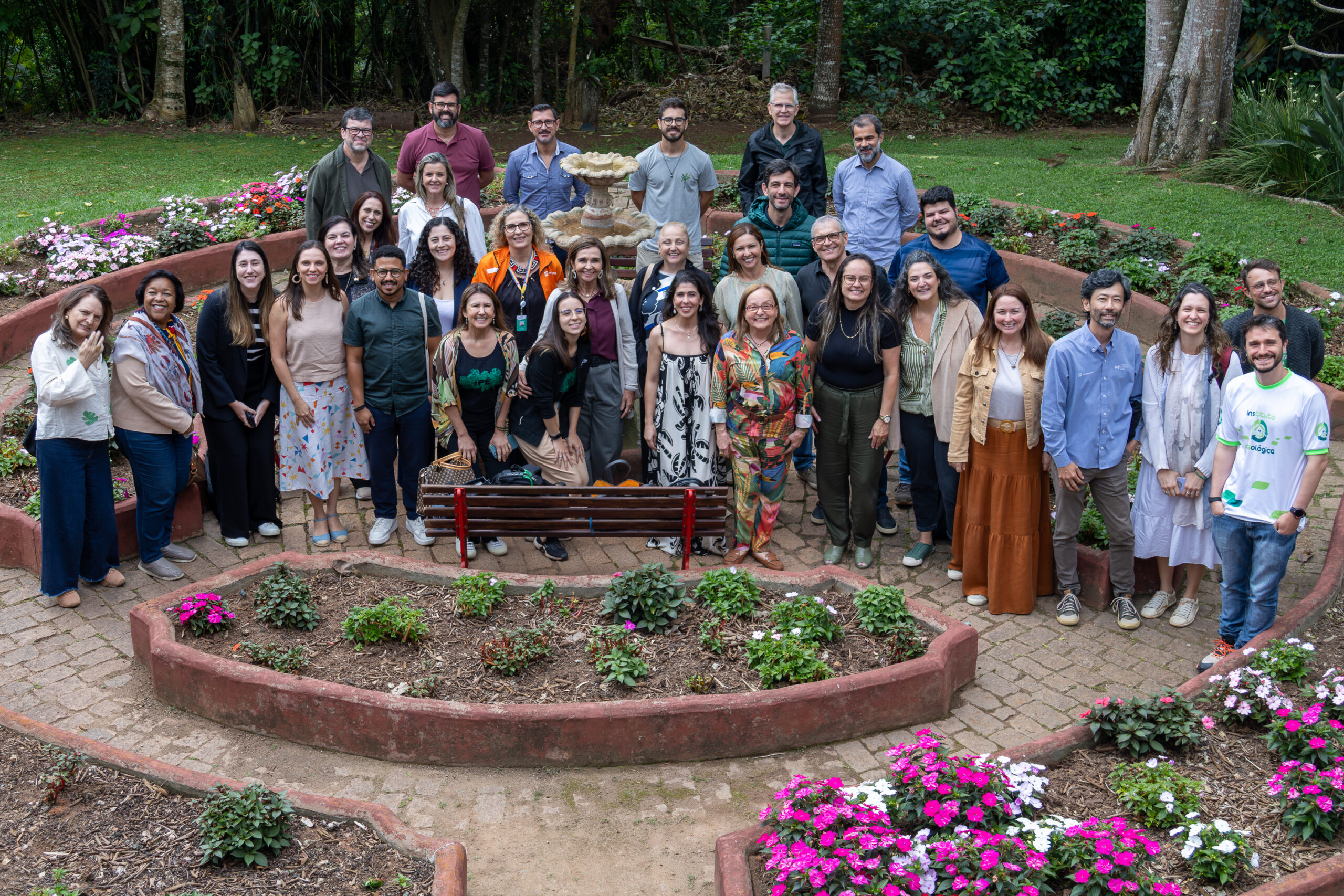 Participantes do lançamento de nova plataforma do Projeto Escolas Climáticas